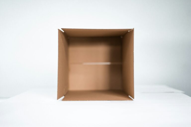 An open packaging box for an online-order return